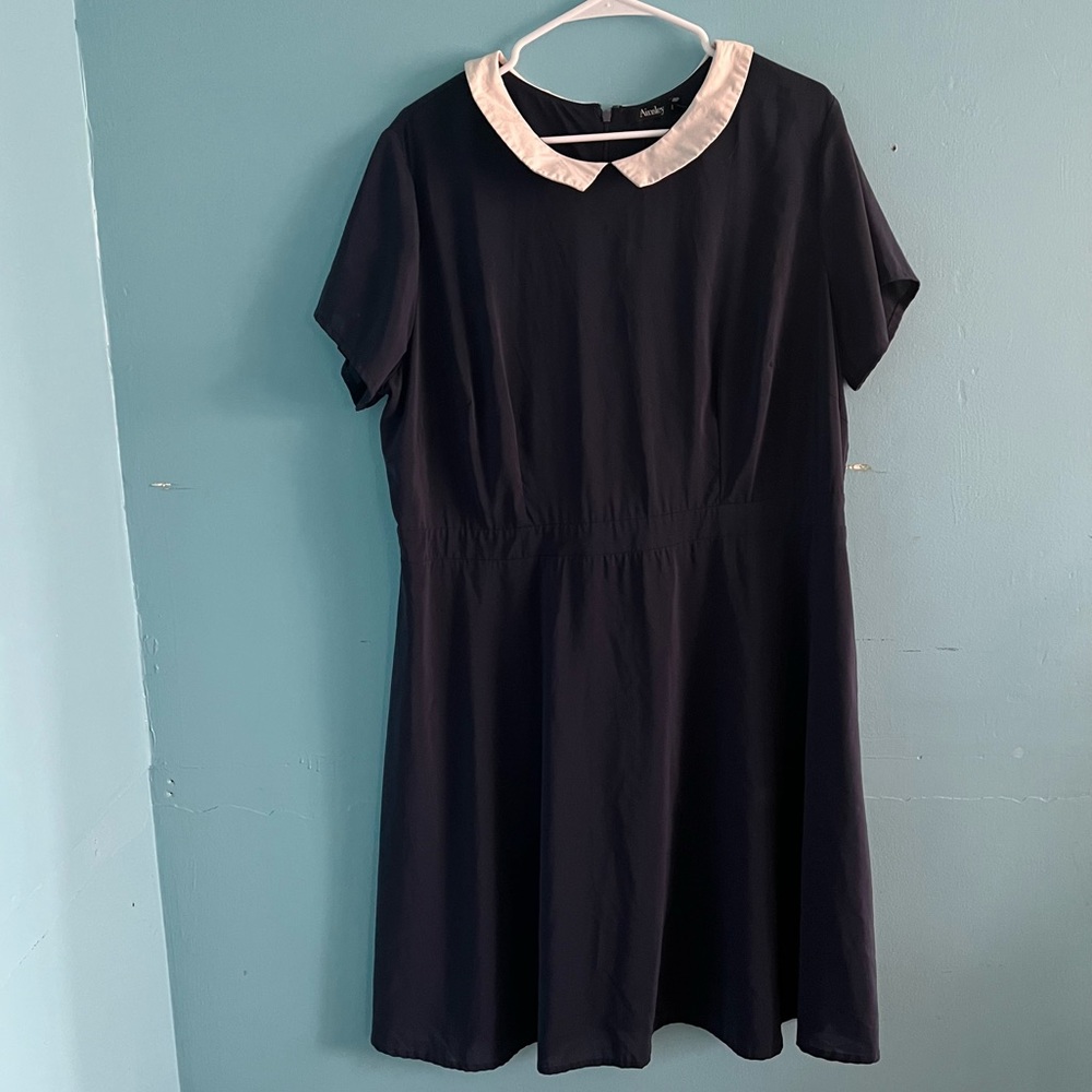 Plus Size 16 Navy Peter Pan Collar Vintage Inspired Dress